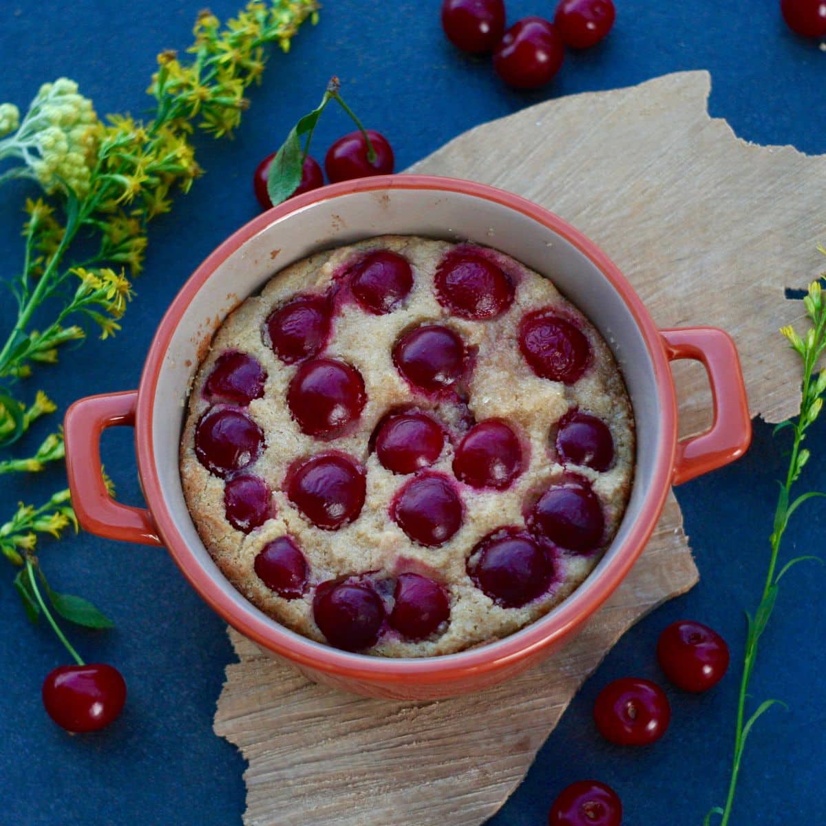 Błyskawiczne ciasto wiśniowe