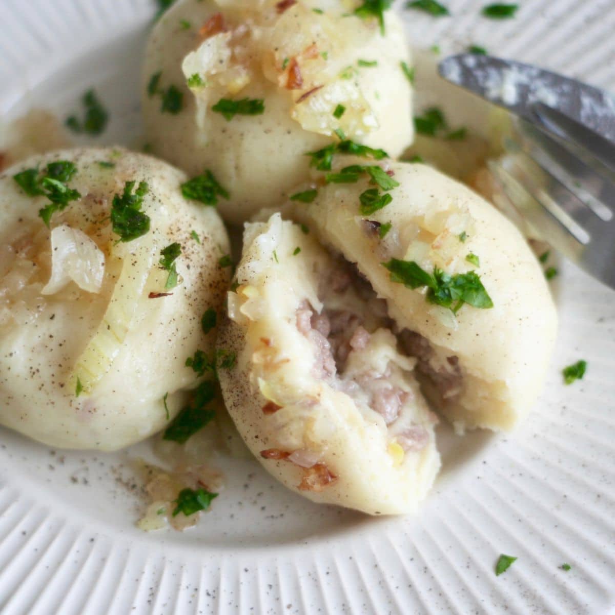 Knedle z mięsem – zdjęcie 1