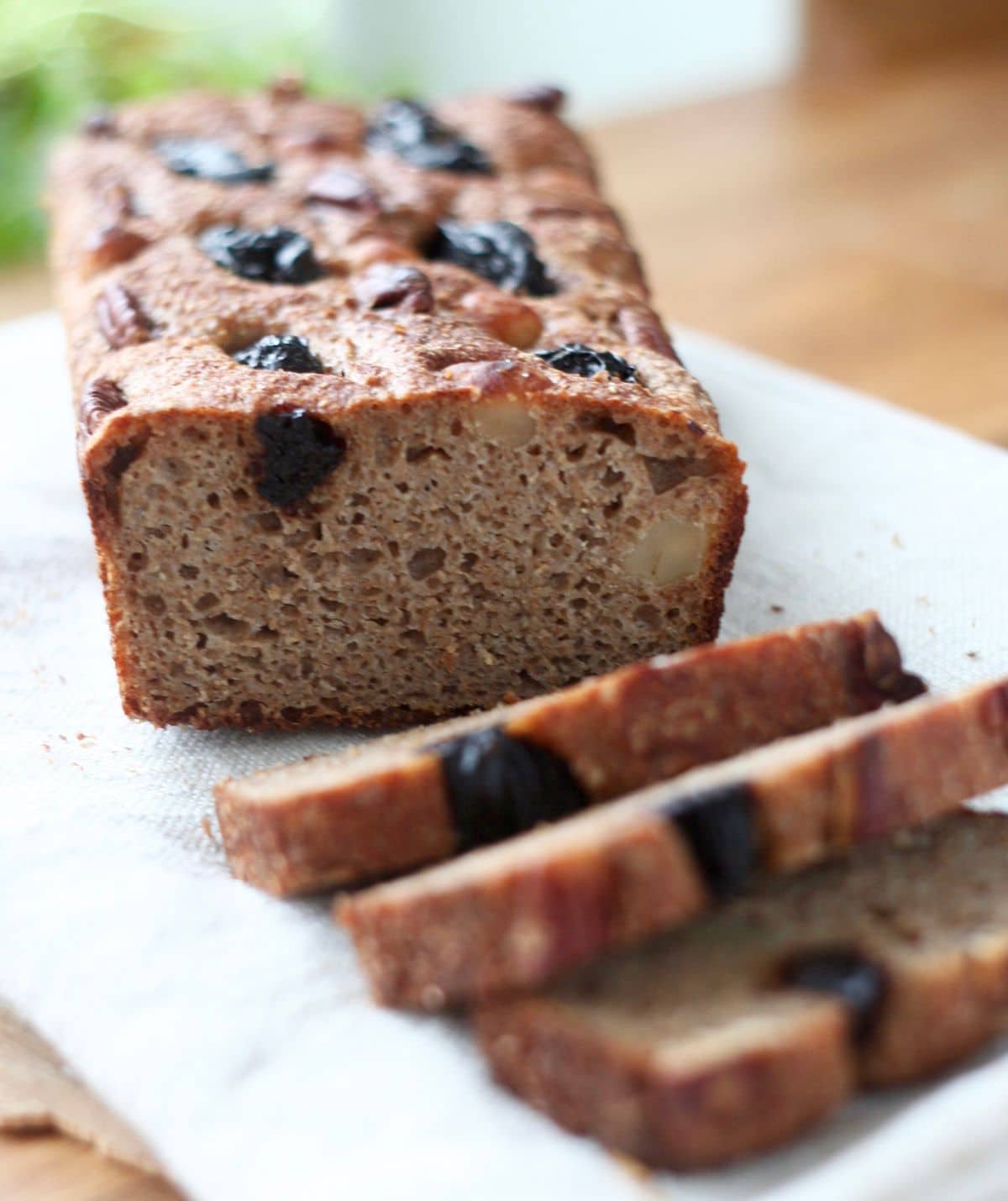 Chleb orkiszowo-żytni na zakwasie