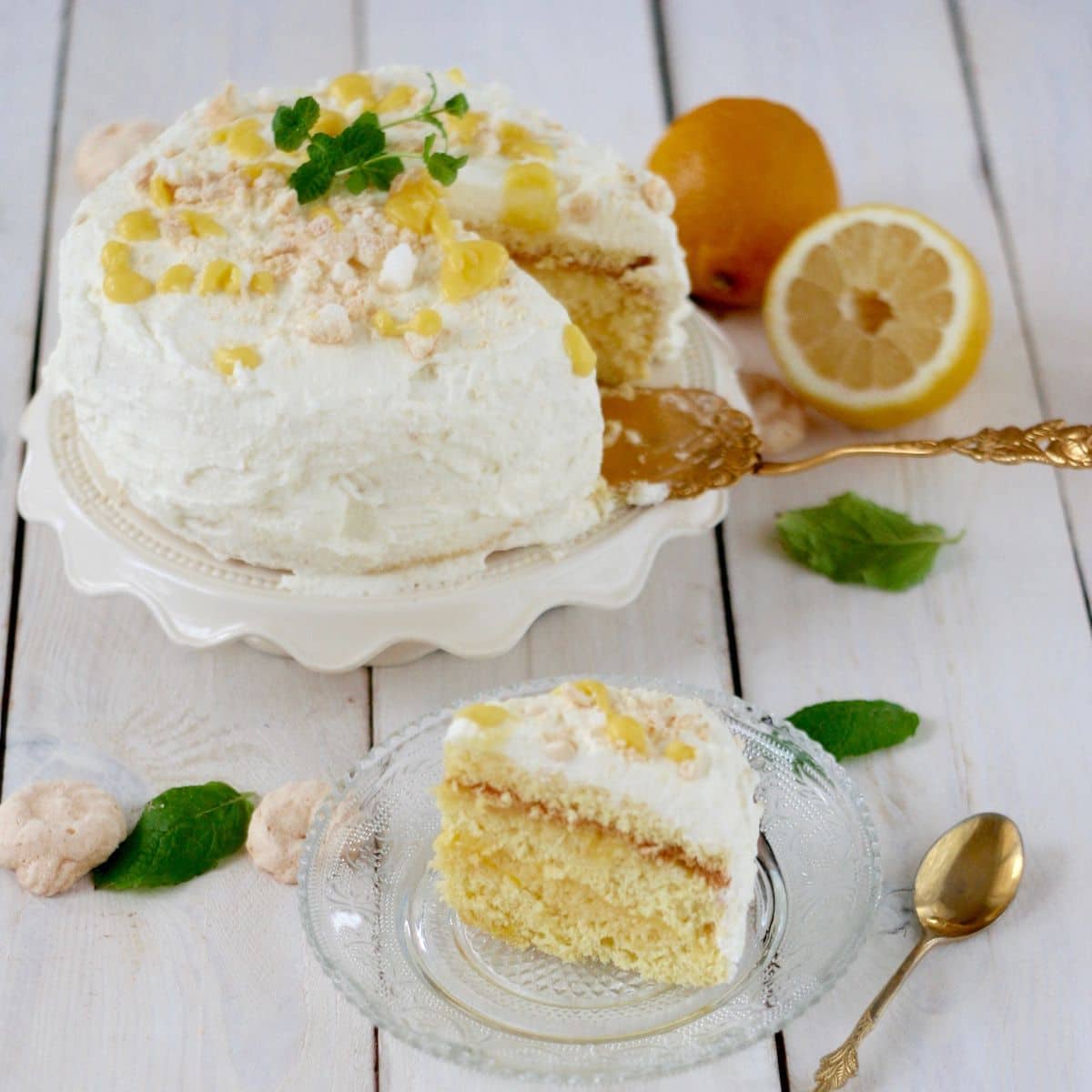 Cytrynowy tort biszkoptowy