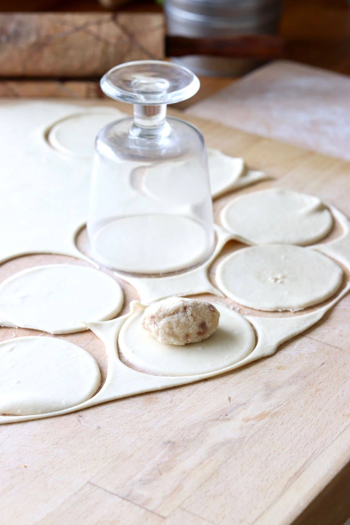 Idealne ciasto na pierogi – zdjęcie 3