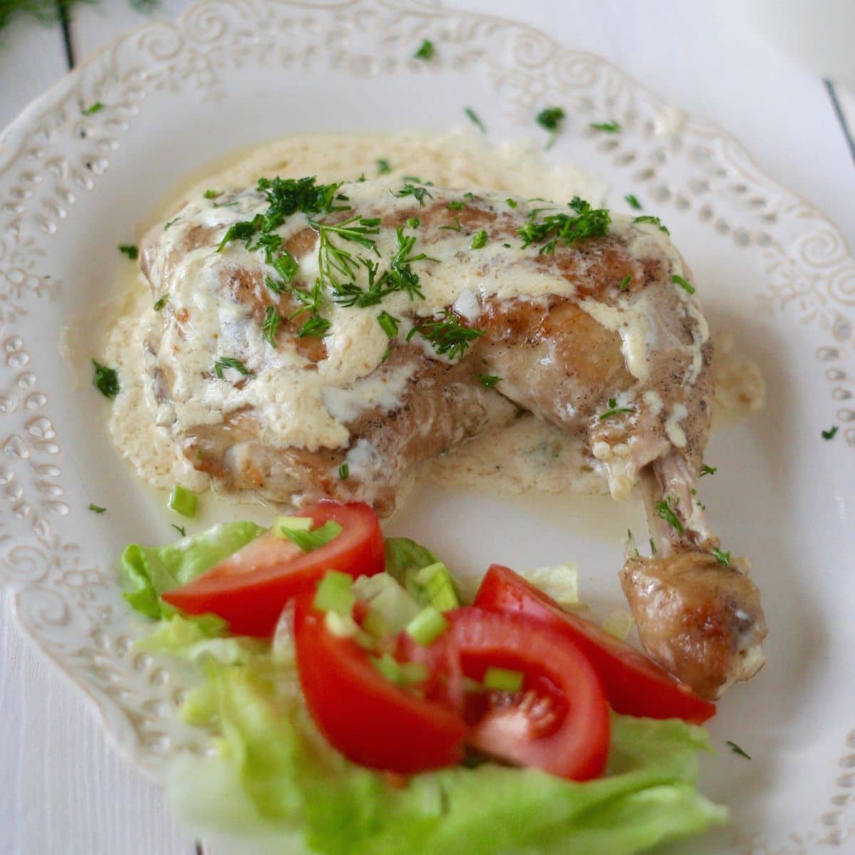 Kurczę duszone w śmietanie
