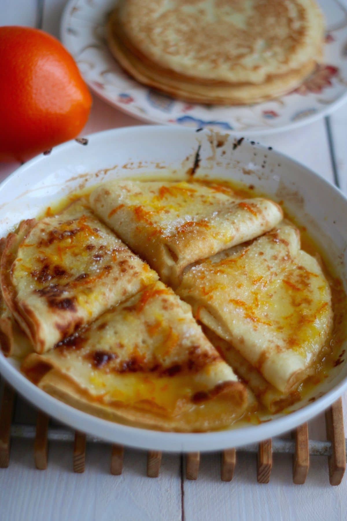 Naleśniki z sosem pomarańczowym