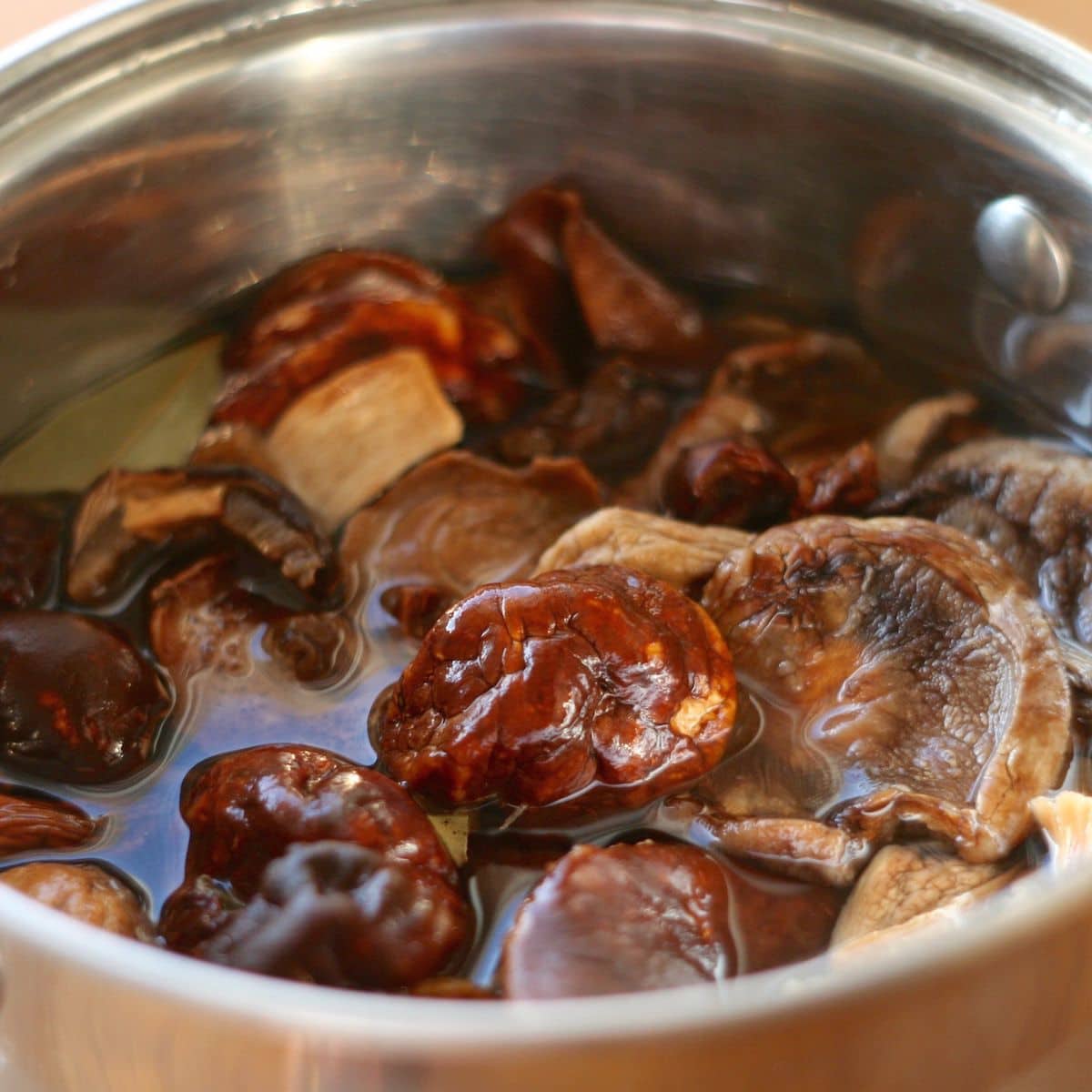 Paszteciki grzybowe w cieście francuskim – zdjęcie 2