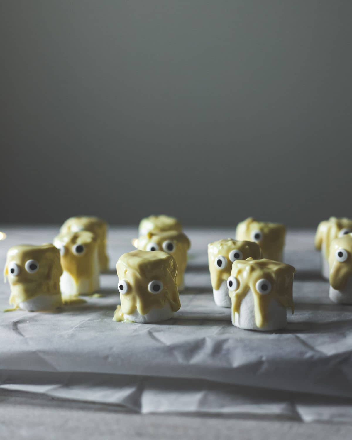 Potworki Marshmallow na Halloween