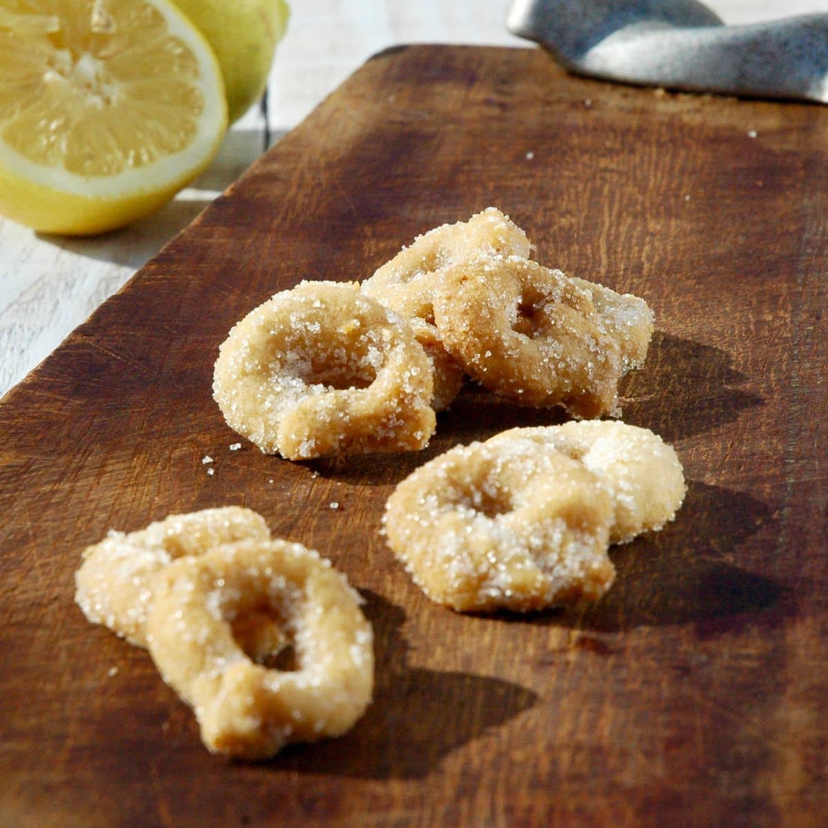 Rollitos, hiszpańskie kruche ciasteczka