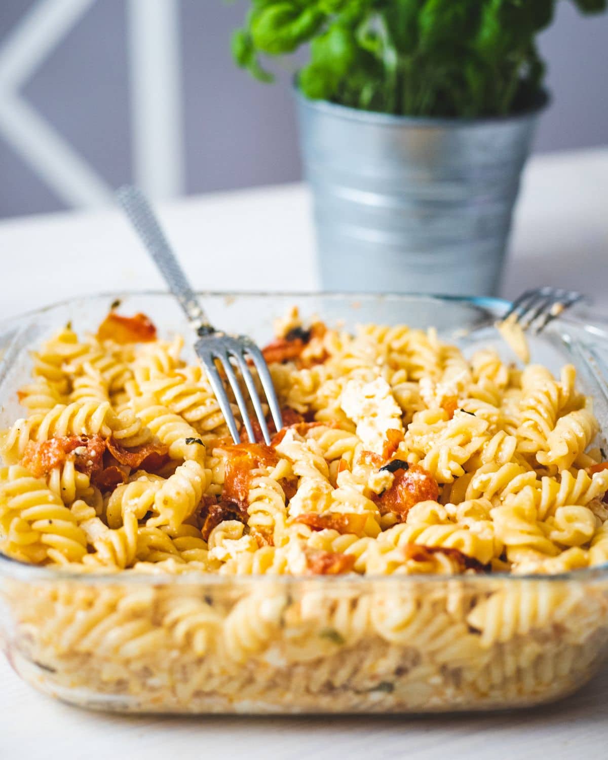 Zapiekanka makaronowa z fetą